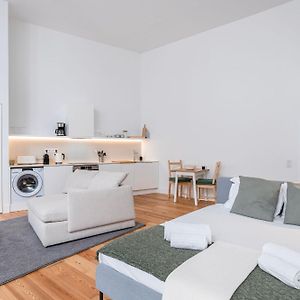 Studio met een King Size Bed